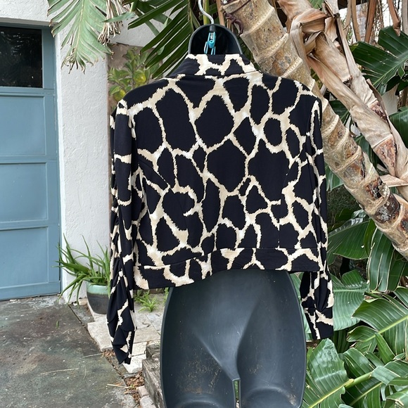 Nina Leonard zebra animal, print crop jacket - Picture 3 of 6